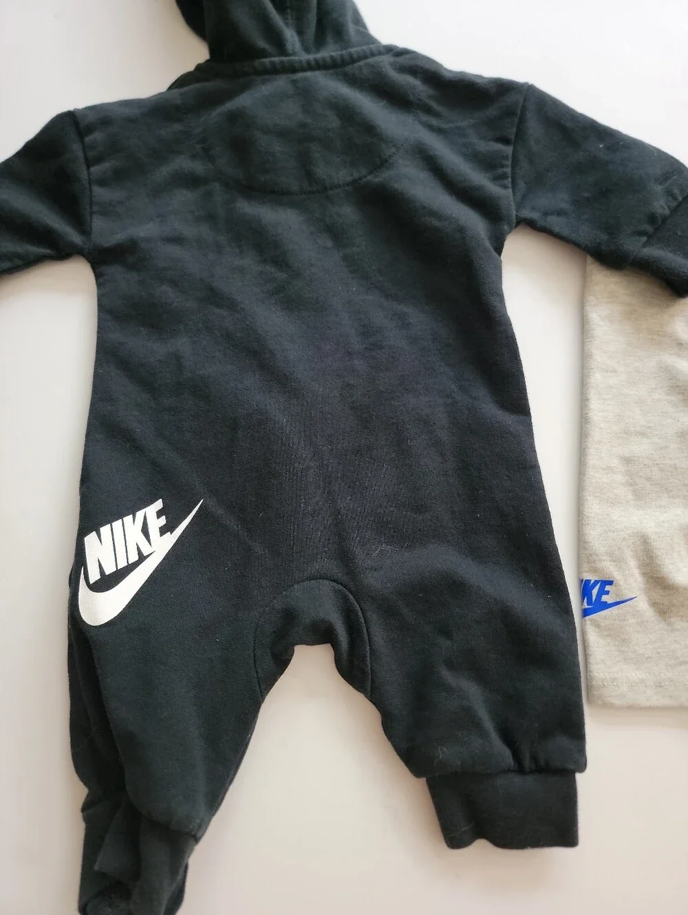 Nike Black Hooded One-Piece And Light Gray Leggings Newborn